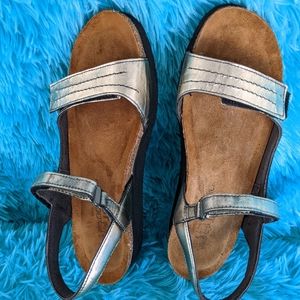 Naot sandal, Size 8